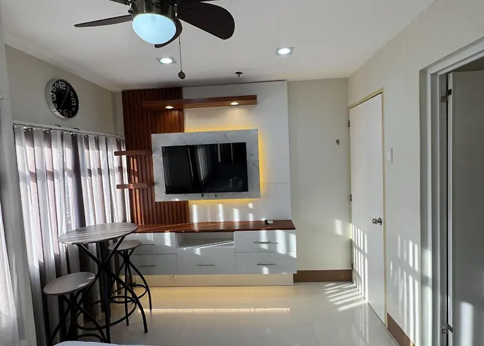 Cozy 2 Bedroom At Midpoint Residences With View Aparthotel
